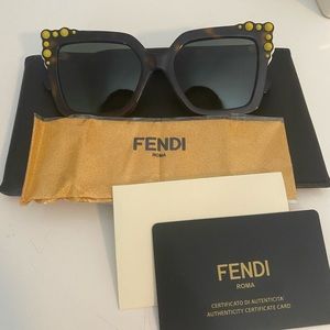 FENDI White Havana Cat Eye Sunglasses 0260/s